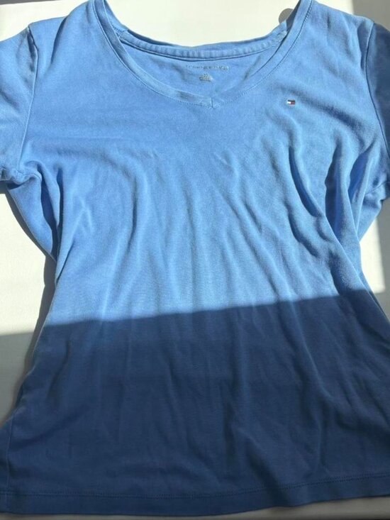 Tommy Hilfiger Tops - ✨ Tommy Hilfiger Light Blue V-Neck Tee ✨